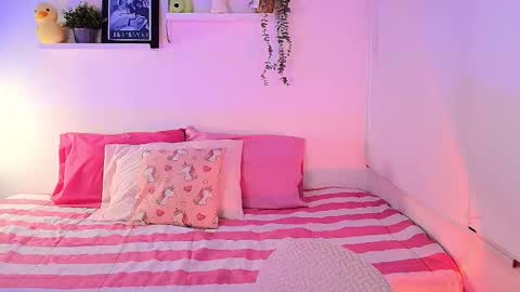 Snapshot of tina_wild_ chatting on December 2, 3:12 am Tina Wild online show from December 2, 3:12 am