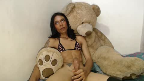 tinaa_williams online show from February 12, 10:26 pm