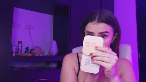Snapshot of tinaajones_ chatting on June 19, 12:59 am Tina online show from June 19, 12:59 am