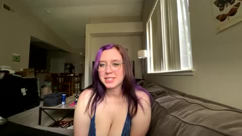 Tina online show from October 1, 7:31 pm