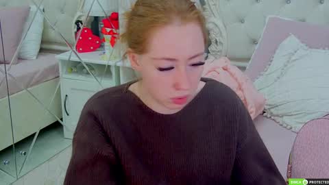 Snapshot of tinabrook chatting on February 2, 3:38 am Tina online show from February 2, 3:38 am