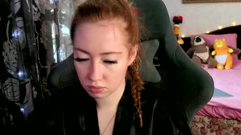 Snapshot of tinabrook chatting on February 27, 4:45 am Tina online show from February 27, 4:45 am