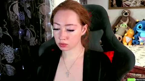 Snapshot of tinabrook chatting on April 7, 4:57 am Tina online show from April 7, 4:57 am