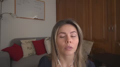 tinacb online show from December 8, 2:30 pm