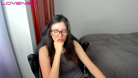 Snapshot of tinaconti chatting on February 9, 7:51 pm Tina online show from February 9, 7:51 pm