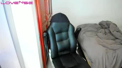 Snapshot of tinaconti chatting on February 26, 6:18 pm Tina online show from February 26, 6:18 pm