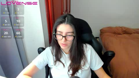 Tina online show from March 27, 8:30 pm