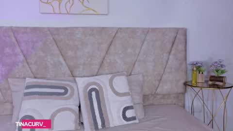 tinacurv online show from November 6, 7:59 pm