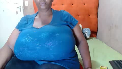 tinagiant online show from November 13, 7:18 am