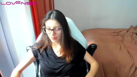 Snapshot of tinaricci chatting on October 2, 7:54 pm Tina online show from October 2, 7:54 pm