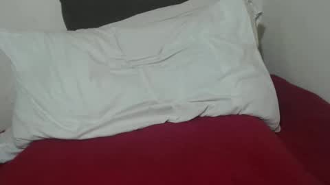 Snapshot of tinaxxxpetitexoxo chatting on January 26, 4:09 am Tina online show from January 26, 4:09 am