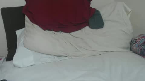 Snapshot of tinaxxxpetitexoxo chatting on October 4, 2:15 pm Tina online show from October 4, 2:15 pm