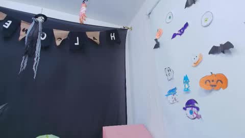 Snapshot of tinkerbell_1 chatting on October 11, 7:23 pm tinkerbell online show from October 11, 7:23 pm