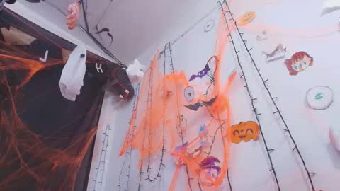 Snapshot of tinkerbell_1 chatting on October 21, 7:25 pm tinkerbell online show from October 21, 7:25 pm