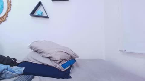 Snapshot of tinkerbell_1 chatting on November 15, 7:21 pm tinkerbell online show from November 15, 7:21 pm