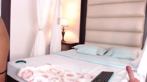 Tina online show from October 10, 8:19 pm