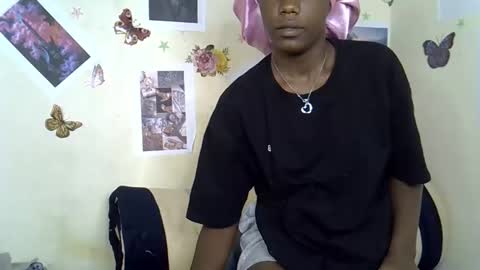 tinnie_e online show from January 12, 11:48 am