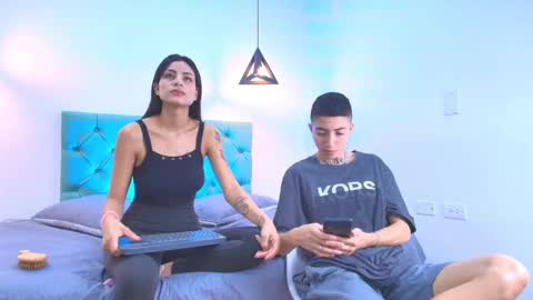 TINNY AND CANDY online show from January 15, 1:31 pm
