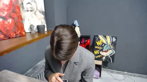 Gloria online show from October 22, 6:24 am