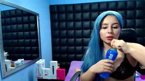 tiny online show from November 9, 4:00 am