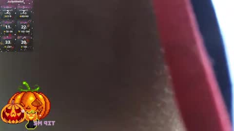 Snapshot of tiny_vixen_ chatting on October 28, 2:20 pm tiny_vixen_ online show from October 28, 2:20 pm