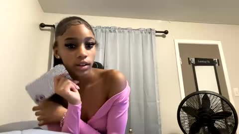 tinyafterdark online show from March 2, 7:15 am