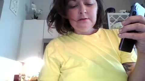 Snapshot of tinyassbossymilf chatting on July 30, 7:13 pm tinyassbossymilf online show from July 30, 7:13 pm