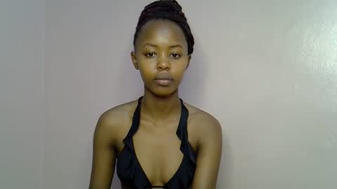 Snapshot of tinybarbie_ chatting on October 26, 5:46 am Barbie online show from October 26, 5:46 am