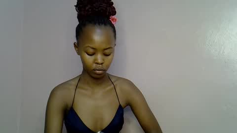 Snapshot of tinybarbie_ chatting on October 29, 3:03 pm Barbie online show from October 29, 3:03 pm