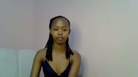 Snapshot of tinybarbie_ chatting on November 10, 3:22 pm Barbie online show from November 10, 3:22 pm