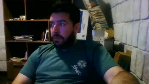 Snapshot of tinyben19931 chatting on November 30, 11:31 pm Benja online show from November 30, 11:31 pm