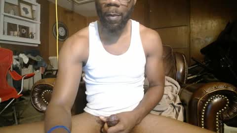 Snapshot of tinycock_1979 chatting on October 9, 11:08 am tinycock_1979 online show from October 9, 11:08 am