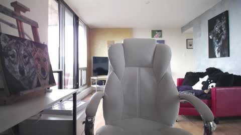 stage Kylie Sinner  brand CLITBAIT online show from October 29, 7:26 pm