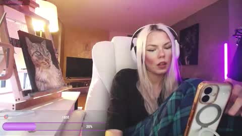 stage Kylie Sinner  brand CLITBAIT online show from March 10, 5:23 am