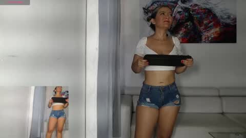 Snapshot of tinymilf_ chatting on April 30, 8:57 pm Miss Natty online show from April 30, 8:57 pm