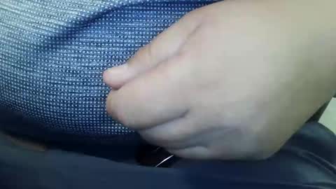 tinypecker6 online show from January 14, 5:29 pm