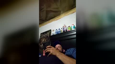 Snapshot of tinytim1987 chatting on July 1, 4:14 am tinytim1987 online show from July 1, 4:14 am