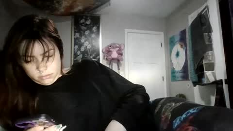 Snapshot of tinytittiexx chatting on April 20, 2:31 pm tinytittiexx online show from April 20, 2:31 pm