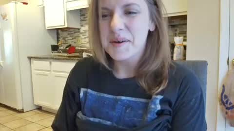 Snapshot of tinywithtiddies chatting on November 28, 4:53 pm tinywithtiddies online show from November 28, 4:53 pm