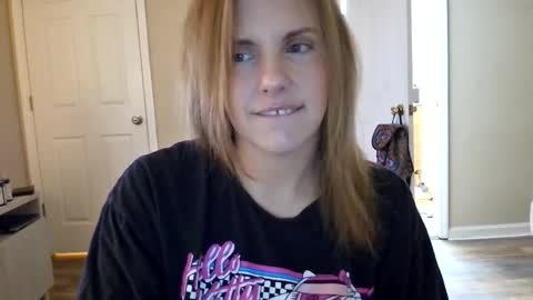 Snapshot of tinywithtiddies chatting on February 9, 2:15 am tinywithtiddies online show from February 9, 2:15 am