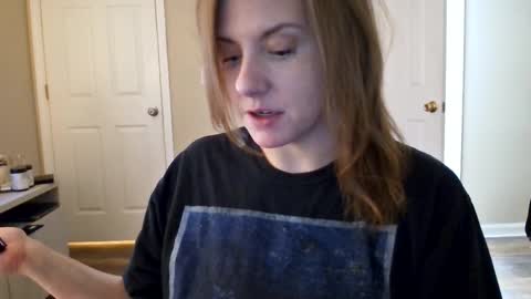 Snapshot of tinywithtiddies chatting on February 17, 6:10 am tinywithtiddies online show from February 17, 6:10 am