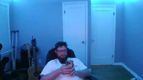 Snapshot of tippertonight chatting on October 22, 5:52 am tippertonight online show from October 22, 5:52 am