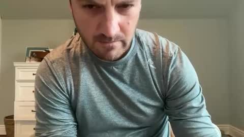 Snapshot of tiptop1088 chatting on April 2, 6:05 pm tiptop1088 online show from April 2, 6:05 pm