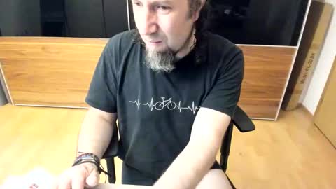 Tirolerboy27 online show from May 21, 8:16 pm