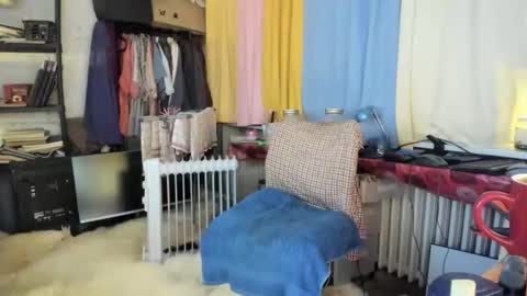 liebe es mich nackt vor der cam zu zeigen online show from March 12, 7:25 am