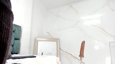 Tivizay online show from October 15, 2:39 pm