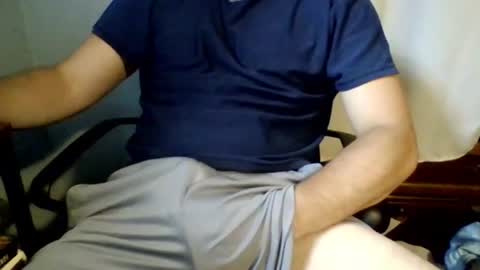 tjohnsontkm12 online show from July 10, 8:33 pm