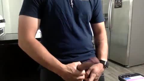 tnich28 online show from October 13, 10:10 pm