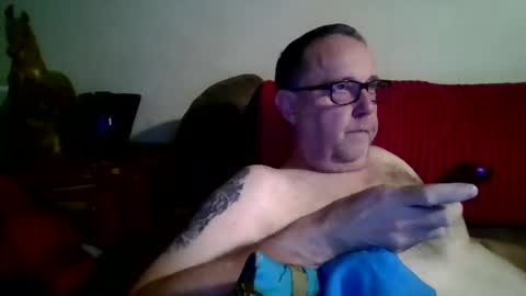 Vols online show from April 12, 11:43 pm