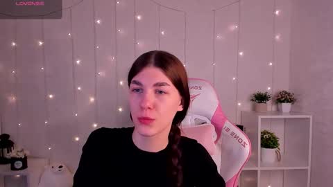 2 GMT Mo Tu We Th Fr 10am-4am online show from February 24, 11:58 pm